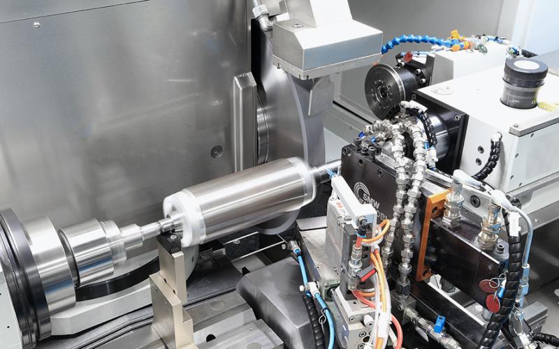 Electric motor shaft